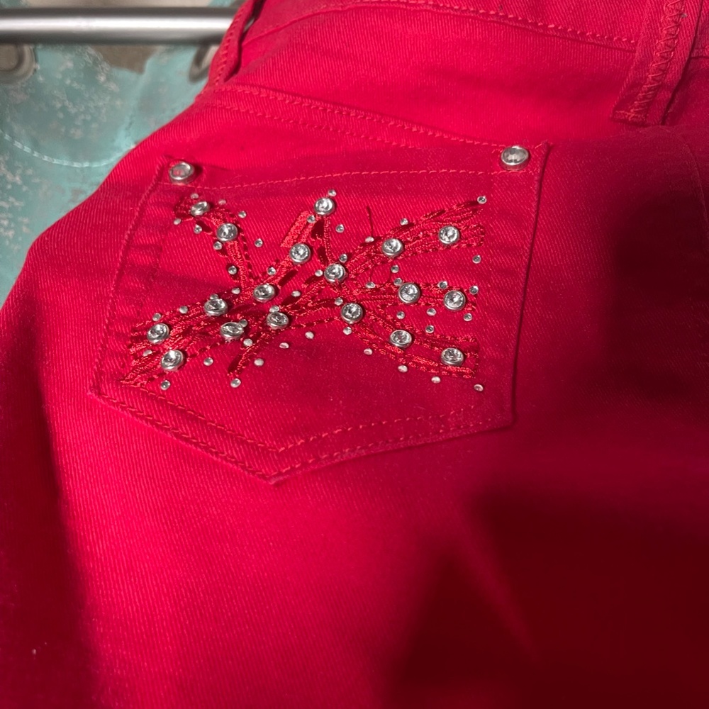 Red Jeans - Picture 6 of 6